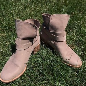 UGG booties, like new!